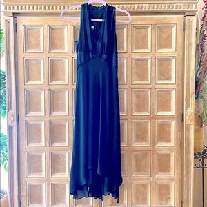 Donna Morgan Sleeveless Tea Length Chiffon Dress. Size 4. Excellent Condition.